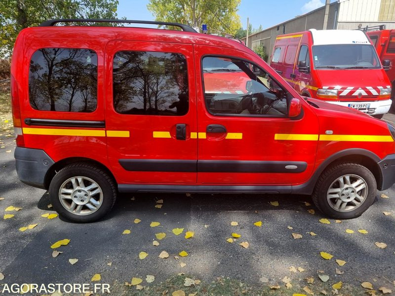 Renault Kangoo 4x4 - 9031 YE 63 - 2006 - فان المدمجة: صور 4 Renault Kangoo 4x4 - 9031 YE 63 - 2006 - فان المدمجة: صور 4