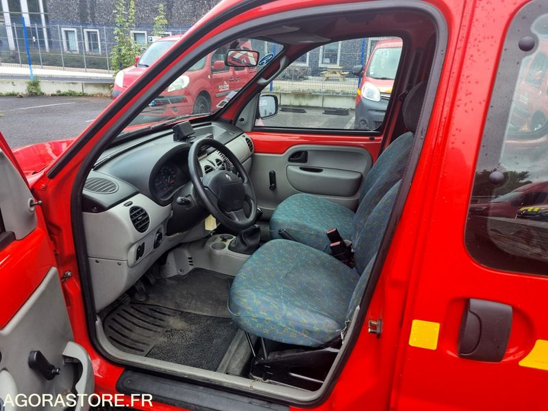 Renault Kangoo Diesel - 4370 XM 63 - 2003 - فان المدمجة: صور 5 Renault Kangoo Diesel - 4370 XM 63 - 2003 - فان المدمجة: صور 5
