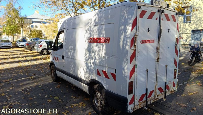 Renault Master - 2003 - 168021km - فان: صور 2 Renault Master - 2003 - 168021km - فان: صور 2