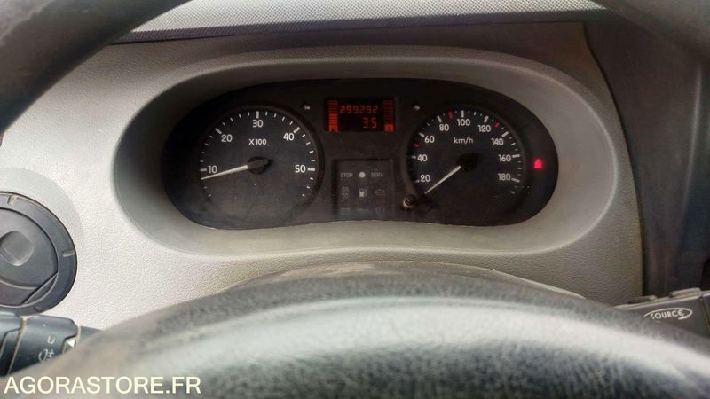 Renault Master 2004 - BQ-940-TF - 299292km - فان: صور 4 Renault Master 2004 - BQ-940-TF - 299292km - فان: صور 4