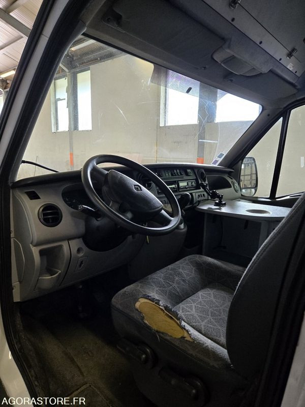 Renault Master - 2010 - 272053kms - صغيرة, ميكروباص: صور 4 Renault Master - 2010 - 272053kms - صغيرة, ميكروباص: صور 4