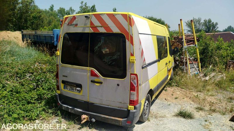 Renault Master - 2011 - 417947km - فان المدمجة: صور 3 Renault Master - 2011 - 417947km - فان المدمجة: صور 3