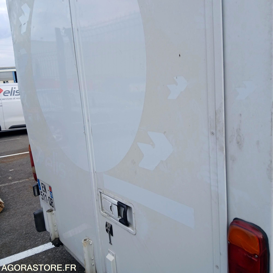 Renault Master 2017 //km 200856 au 17/07/2024 - فان: صور 5 Renault Master 2017 //km 200856 au 17/07/2024 - فان: صور 5