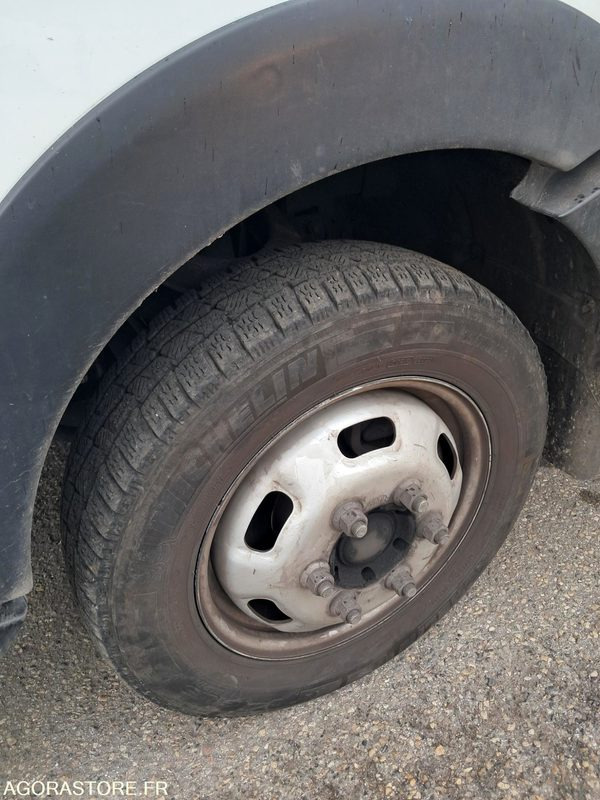 تأجير  Renault Maxity CG-384-PJ Renault Maxity CG-384-PJ: صور 16