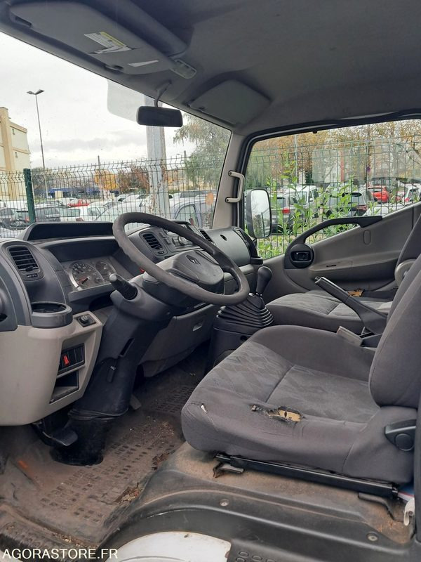 تأجير  Renault Maxity CG-384-PJ Renault Maxity CG-384-PJ: صور 6