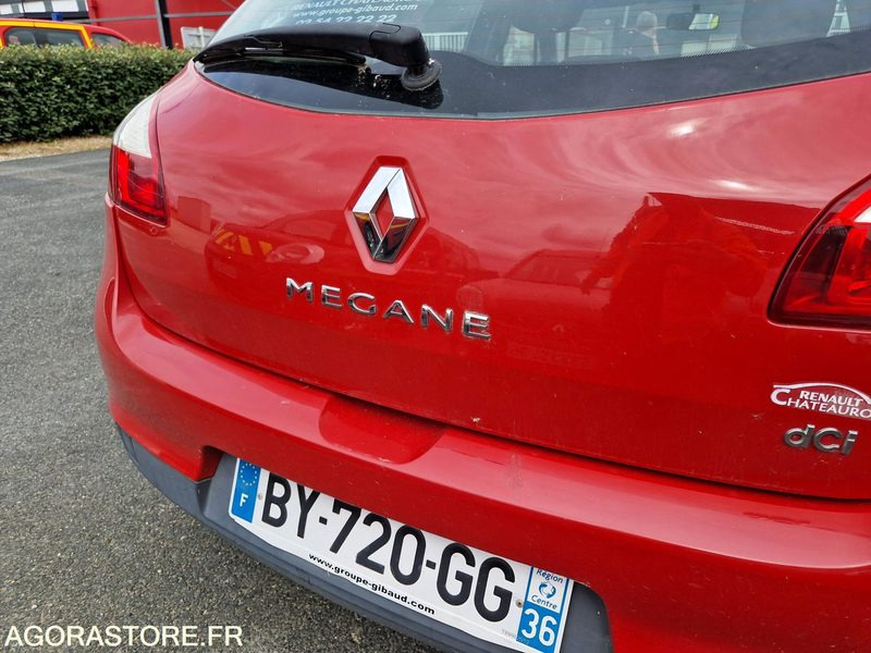 Renault Megane - BY720GG - سيارة: صور 5 Renault Megane - BY720GG - سيارة: صور 5