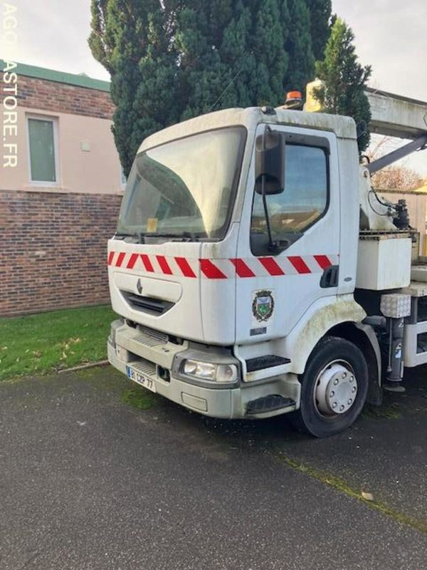 Renault Midliner (Nacelle) 2003 - 18441 kms - مصاعد الازدهار محمولة على شاحنة: صور 1 Renault Midliner (Nacelle) 2003 - 18441 kms - مصاعد الازدهار محمولة على شاحنة: صور 1