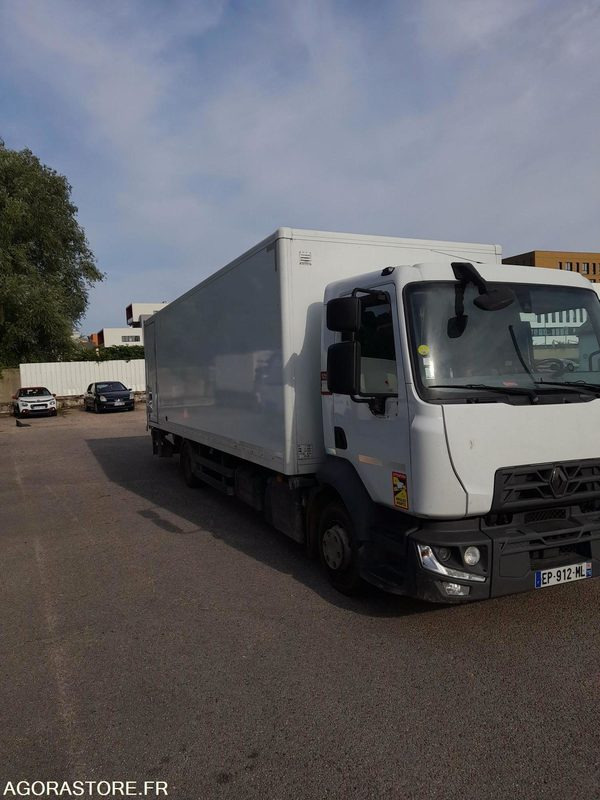 Renault Poids Lourds Type D12 / 387919 Kms / 2017 / EP-912-ML - شاحنة: صور 5 Renault Poids Lourds Type D12 / 387919 Kms / 2017 / EP-912-ML - شاحنة: صور 5