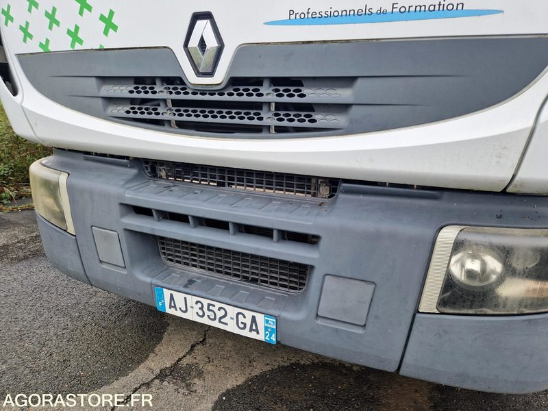 Renault Premium - 2010 - 214484- AJ352GA - شاحنة جرار: صور 4 Renault Premium - 2010 - 214484- AJ352GA - شاحنة جرار: صور 4
