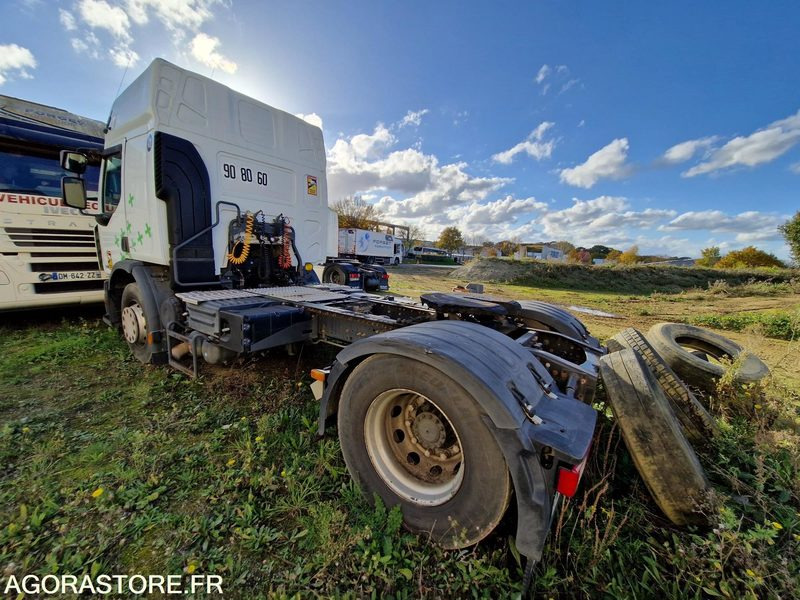 Renault Premium 370 DXI - 2008 - 235012 Kms - شاحنة جرار: صور 4 Renault Premium 370 DXI - 2008 - 235012 Kms - شاحنة جرار: صور 4