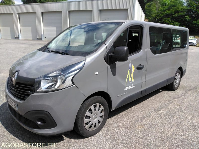 Renault Trafic 2017 114300 kms - صغيرة, ميكروباص: صور 1 Renault Trafic 2017 114300 kms - صغيرة, ميكروباص: صور 1