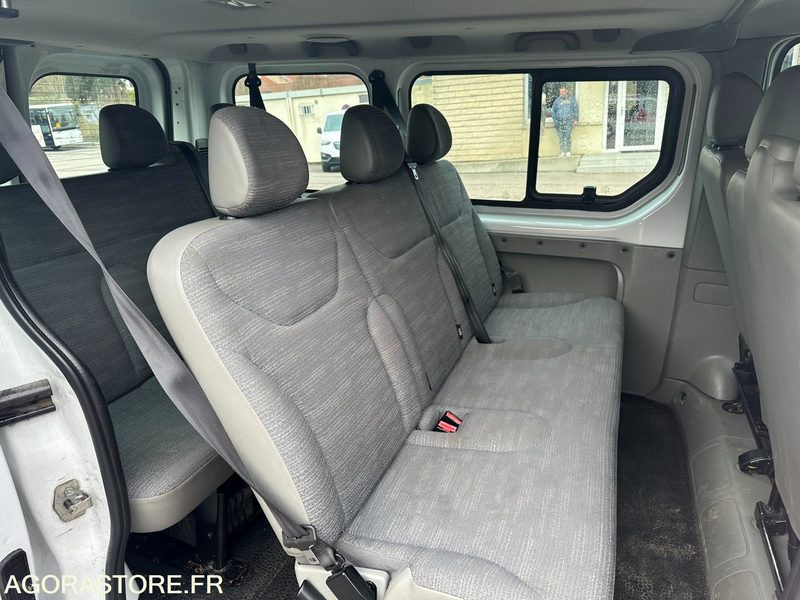 Renault Trafic 9 places / CK-910-VW / 325 196kms - صغيرة, ميكروباص: صور 5 Renault Trafic 9 places / CK-910-VW / 325 196kms - صغيرة, ميكروباص: صور 5