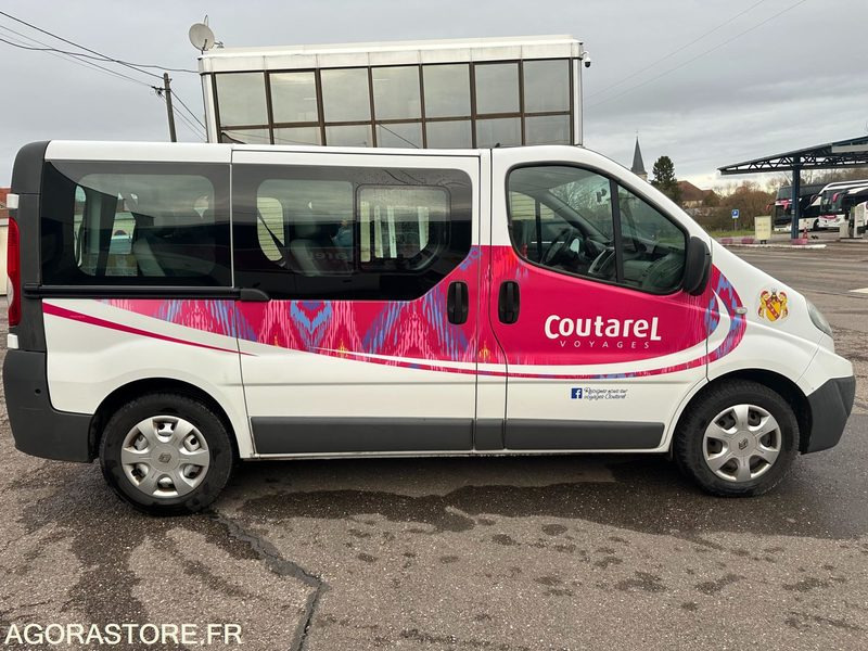 Renault Trafic 9 places / CK-910-VW / 325 196kms - صغيرة, ميكروباص: صور 4 Renault Trafic 9 places / CK-910-VW / 325 196kms - صغيرة, ميكروباص: صور 4