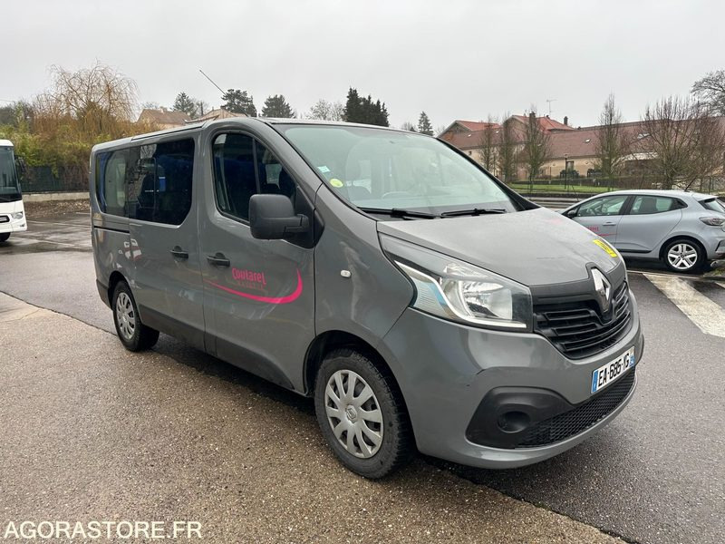 Renault Trafic 9 places / EA-685-YG / 329 719kms - صغيرة, ميكروباص: صور 3 Renault Trafic 9 places / EA-685-YG / 329 719kms - صغيرة, ميكروباص: صور 3