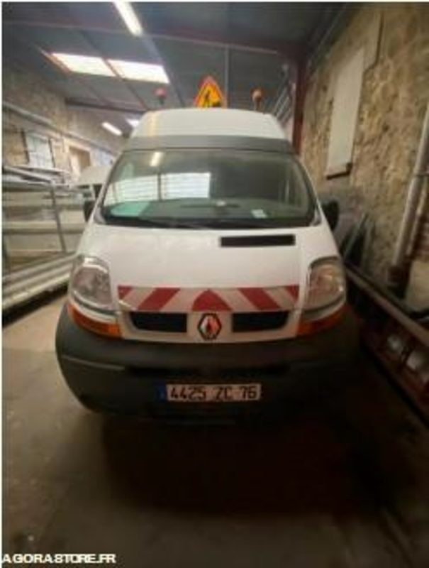 Renault Trafic - 92373kms - 2008 - 4425ZC76 - فان: صور 1 Renault Trafic - 92373kms - 2008 - 4425ZC76 - فان: صور 1