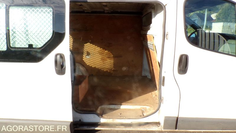 Renault Trafic AD-751-WW (BE) - فان: صور 5 Renault Trafic AD-751-WW (BE) - فان: صور 5