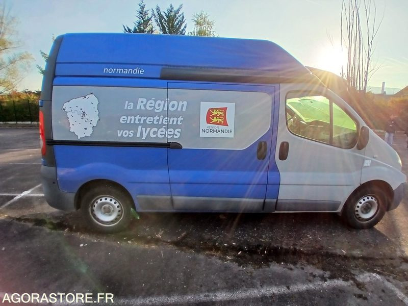 Renault Trafic – Diesel – 2010- 76 566 km - فان: صور 3 Renault Trafic – Diesel – 2010- 76 566 km - فان: صور 3