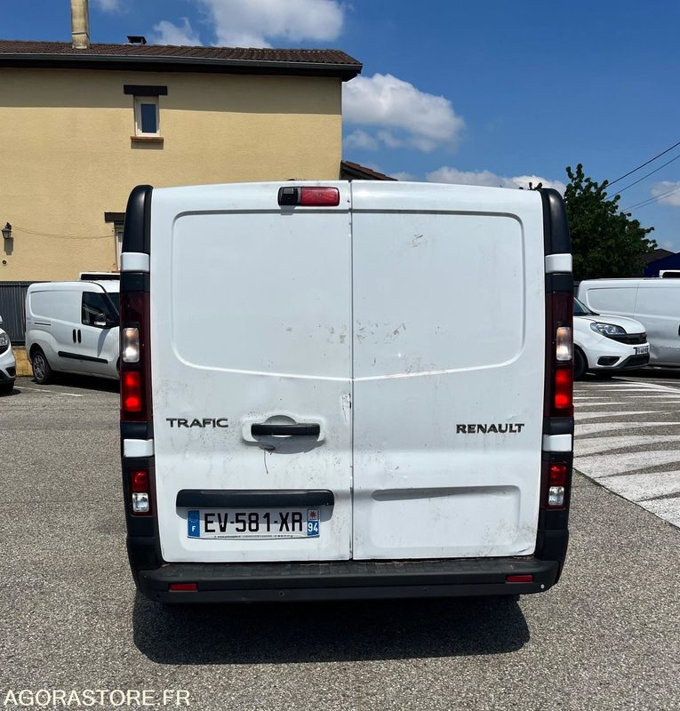 Renault Trafic L2H1 1200 Energy Confort - 2018 - 180 000km - فان: صور 4 Renault Trafic L2H1 1200 Energy Confort - 2018 - 180 000km - فان: صور 4