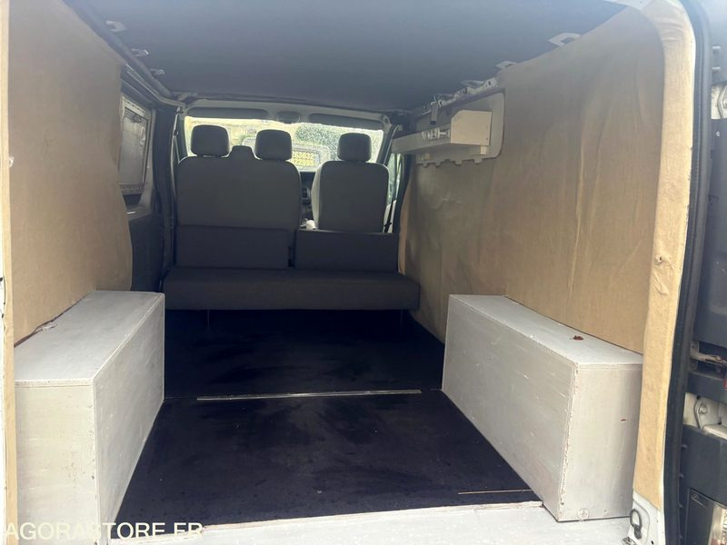 Renault Trafic dci 115 / 228000 km - Immatriculation anglaise - فان المدمجة, الشاحنات الصغيرة كابينة مزدوجة: صور 2 Renault Trafic dci 115 / 228000 km - Immatriculation anglaise - فان المدمجة, الشاحنات الصغيرة كابينة مزدوجة: صور 2