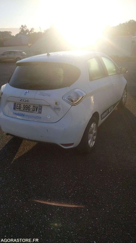 سيارة Renault Zoe - 2016: صور 14 سيارة Renault Zoe - 2016: صور 14