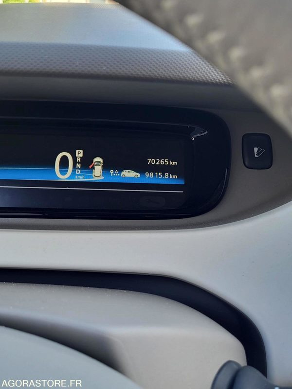 Renault Zoé 70265 kms FD266AT - سيارة: صور 3 Renault Zoé 70265 kms FD266AT - سيارة: صور 3