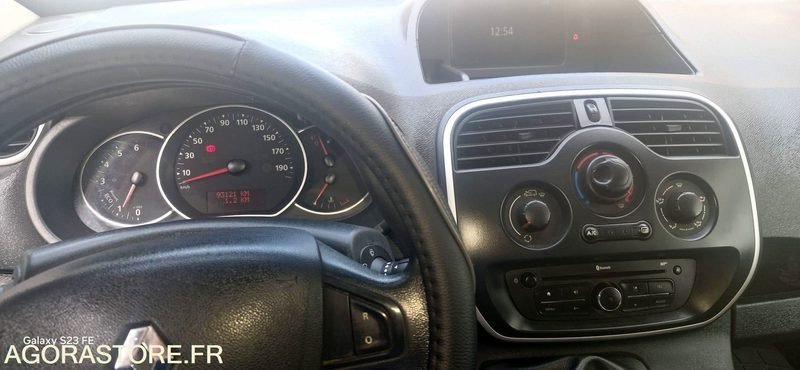 Renault kangoo 1.2 tce 115 cv 93121 kms Annee 2018 Clim Gps - فان المدمجة: صور 4 Renault kangoo 1.2 tce 115 cv 93121 kms Annee 2018 Clim Gps - فان المدمجة: صور 4