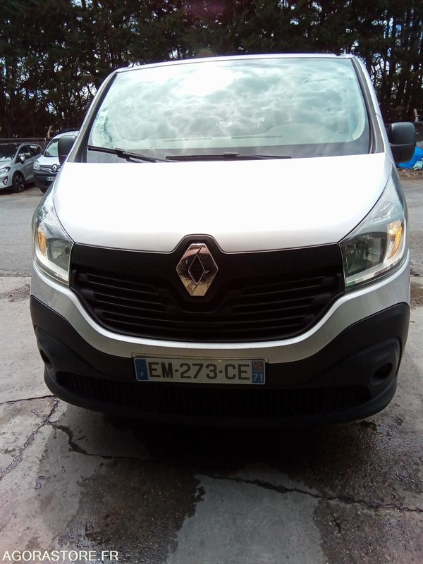 Renault trafic 1.6dci 95 CV 9 places 309336 kms - صغيرة, ميكروباص: صور 1 Renault trafic 1.6dci 95 CV 9 places 309336 kms - صغيرة, ميكروباص: صور 1