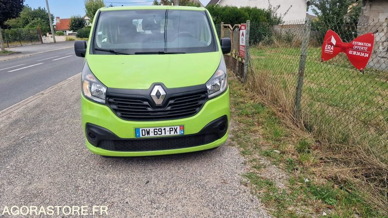 Renault trafic IIII COMBI 1.6 DCI 125CH MINIBUS 9 PLACES - صغيرة, ميكروباص: صور 3 Renault trafic IIII COMBI 1.6 DCI 125CH MINIBUS 9 PLACES - صغيرة, ميكروباص: صور 3