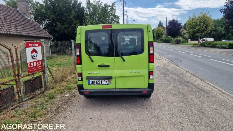 Renault trafic IIII COMBI 1.6 DCI 125CH MINIBUS 9 PLACES - صغيرة, ميكروباص: صور 1 Renault trafic IIII COMBI 1.6 DCI 125CH MINIBUS 9 PLACES - صغيرة, ميكروباص: صور 1