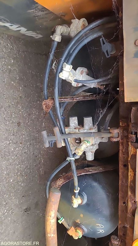 SCANIA 93H 280 - 1992 - شاحنة: صور 4 SCANIA 93H 280 - 1992 - شاحنة: صور 4