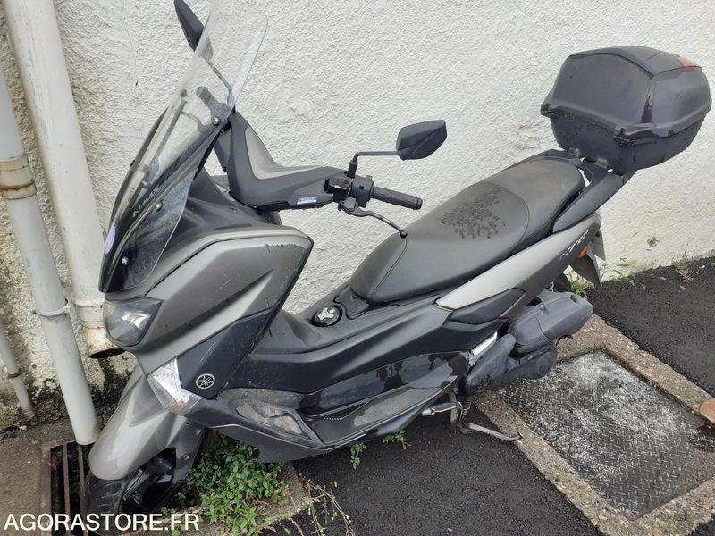 SCOOTER YAMAHA NMAX 125 - دراجة بخارية: صور 1 SCOOTER YAMAHA NMAX 125 - دراجة بخارية: صور 1