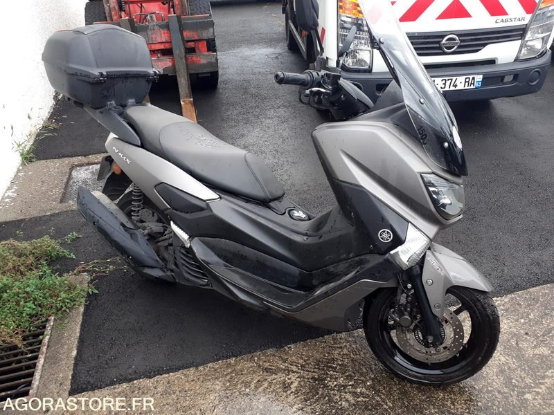 SCOOTER YAMAHA NMAX 125 - دراجة بخارية: صور 2 SCOOTER YAMAHA NMAX 125 - دراجة بخارية: صور 2