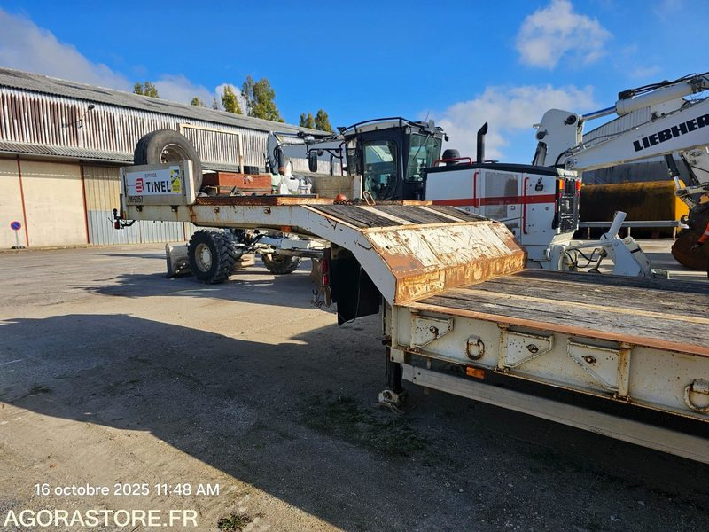 SEMI-REMORQUE PORTE ENGIN KAISER - 2001 - 128CLW77 (MPE057) - عربة مسطحة منخفضة مقطورة: صور 1 SEMI-REMORQUE PORTE ENGIN KAISER - 2001 - 128CLW77 (MPE057) - عربة مسطحة منخفضة مقطورة: صور 1