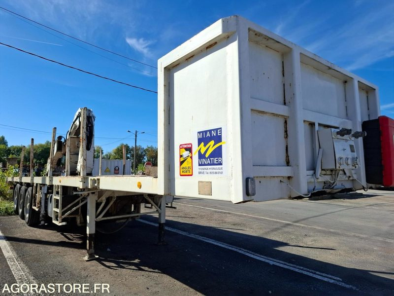 Semi remorque 3 essieux FRUEHAUF T34CGN + grue - 1993 - Non Roulante - نصف مقطورة: صور 3 Semi remorque 3 essieux FRUEHAUF T34CGN + grue - 1993 - Non Roulante - نصف مقطورة: صور 3