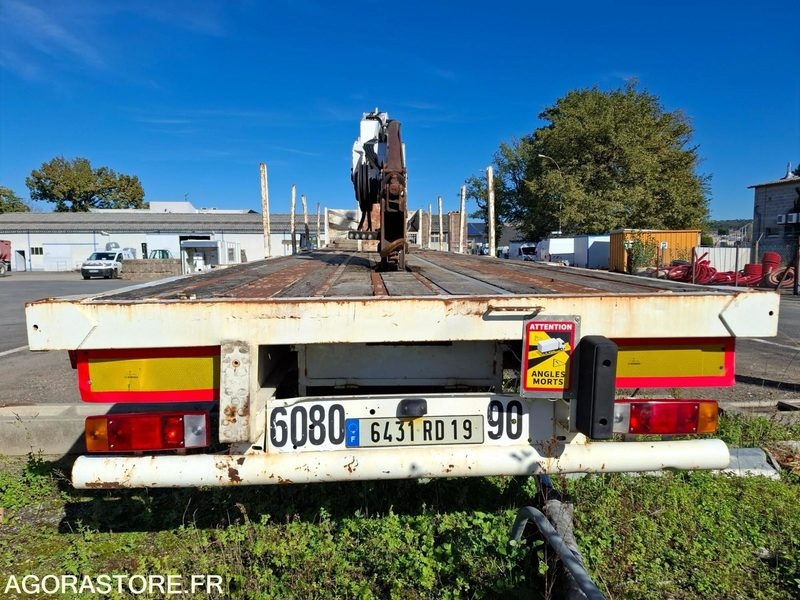 Semi remorque 3 essieux FRUEHAUF T34CGN + grue - 1993 - Non Roulante - نصف مقطورة: صور 5 Semi remorque 3 essieux FRUEHAUF T34CGN + grue - 1993 - Non Roulante - نصف مقطورة: صور 5