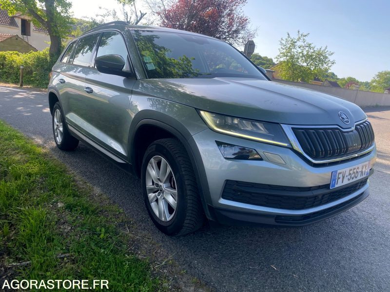 Skoda kodiaq 2l Tdi boîte auto - 2020 - 469 000km - TRES BON ETAT - سيارة: صور 3 Skoda kodiaq 2l Tdi boîte auto - 2020 - 469 000km - TRES BON ETAT - سيارة: صور 3