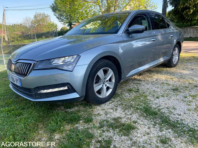 Skoda superb 2l Tdi - 2020 - 408 000km - BON ETAT GENERAL - سيارة: صور 1 Skoda superb 2l Tdi - 2020 - 408 000km - BON ETAT GENERAL - سيارة: صور 1