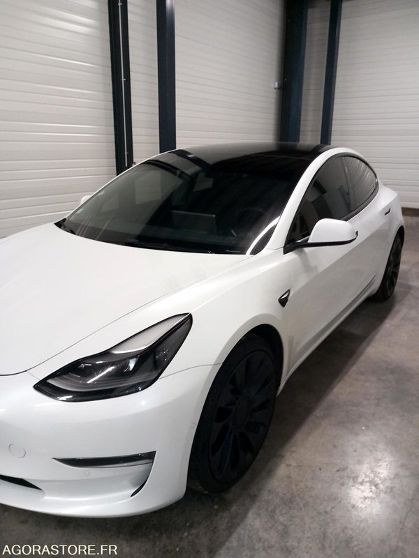 TESLA MODEL 3 - 101000KM - GB998TZ - 2021 - سيارة: صور 3 TESLA MODEL 3 - 101000KM - GB998TZ - 2021 - سيارة: صور 3