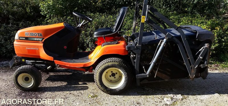 TONDEUSE KUBOTA G21 DIESEL 2007 933H SANS PLATEAU DE COUPE - جزازة المروج: صور 3 TONDEUSE KUBOTA G21 DIESEL 2007 933H SANS PLATEAU DE COUPE - جزازة المروج: صور 3