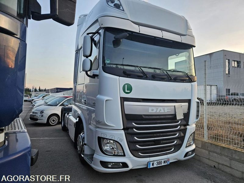 TRACTEUR DAF XF 510 XL - 2016 - 447120km - شاحنة جرار: صور 1 TRACTEUR DAF XF 510 XL - 2016 - 447120km - شاحنة جرار: صور 1
