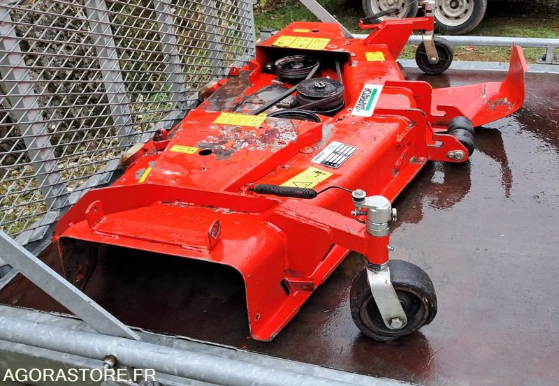 TRACTEUR TONDEUSE TYM T233 - جرار: صور 2 TRACTEUR TONDEUSE TYM T233 - جرار: صور 2