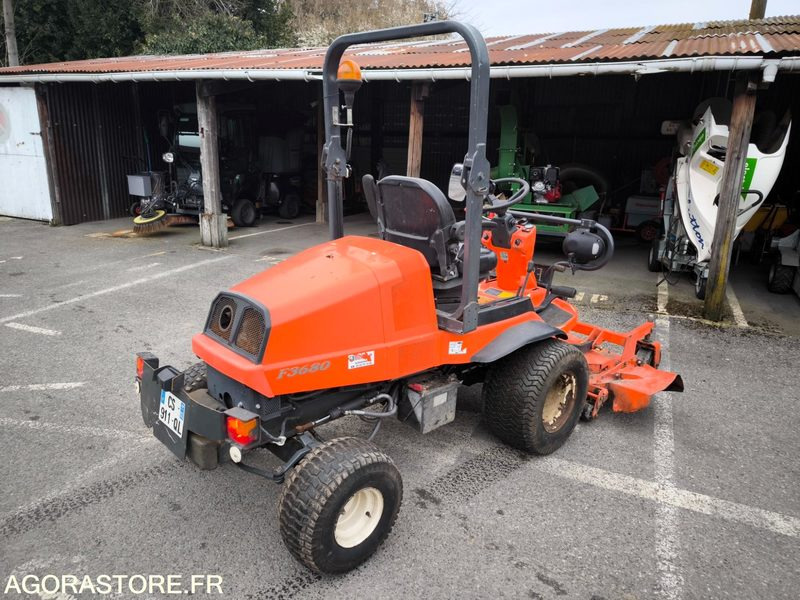 Tondeuse KUBOTA F3680 3688 heures 2013 - جزازة المروج: صور 1 Tondeuse KUBOTA F3680 3688 heures 2013 - جزازة المروج: صور 1