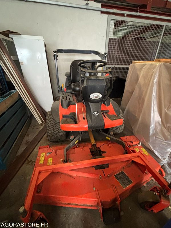 Tondeuse autoportée KUBOTA F3090 - جزازة المروج: صور 2 Tondeuse autoportée KUBOTA F3090 - جزازة المروج: صور 2