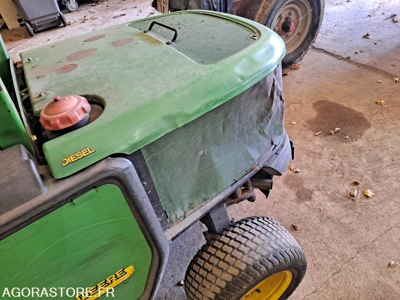 Tondeuse autoportée frontale coupe Mulching - جزازة المروج: صور 3 Tondeuse autoportée frontale coupe Mulching - جزازة المروج: صور 3