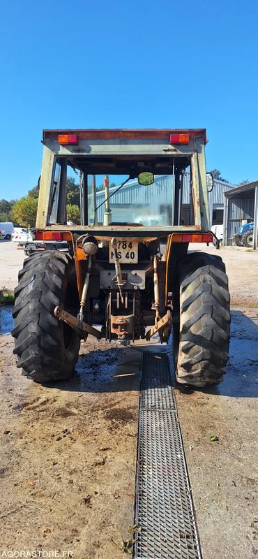 Tracteur Renault 651 8066H - جرار: صور 2 Tracteur Renault 651 8066H - جرار: صور 2