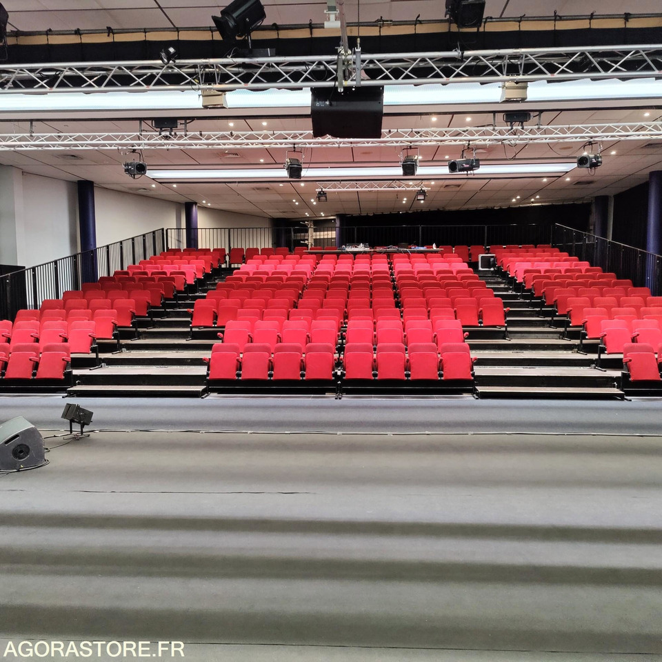 Tribune Samia Systema 2000 - 244 places (gradin salle de spectacle / théâtre) - الأدوات والمعدات: صور 2 Tribune Samia Systema 2000 - 244 places (gradin salle de spectacle / théâtre) - الأدوات والمعدات: صور 2