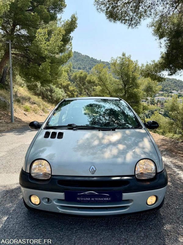 Twingo 1.2 16v kiss cool CLIM - سيارة: صور 2 Twingo 1.2 16v kiss cool CLIM - سيارة: صور 2