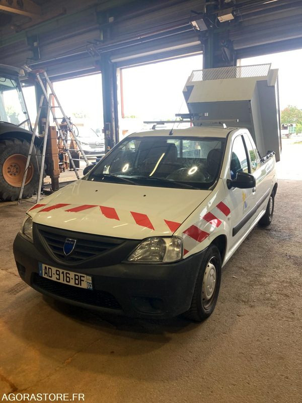 VEHICULE BENNE DACIA LOGAN PICK UP - قلاب صغير: صور 2 VEHICULE BENNE DACIA LOGAN PICK UP - قلاب صغير: صور 2