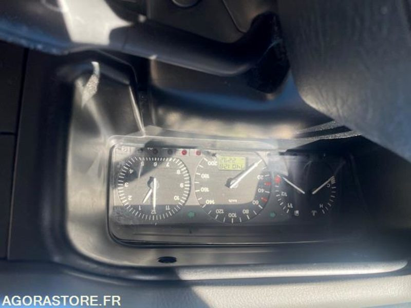 VOLKSWAGEN TRANSPORT 9 PLACES - صغيرة, ميكروباص: صور 2 VOLKSWAGEN TRANSPORT 9 PLACES - صغيرة, ميكروباص: صور 2