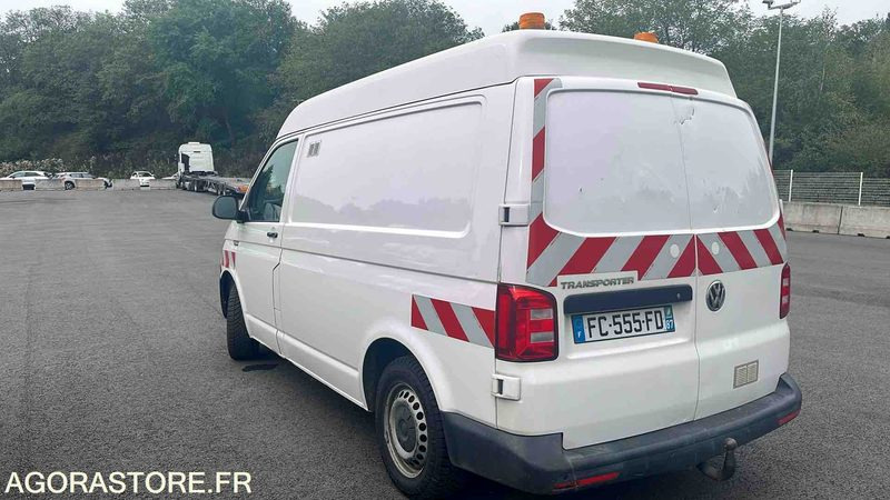 VOLKSWAGEN TRANSPORTER - 2018 - 187106KM - FC555FD - فان: صور 4 VOLKSWAGEN TRANSPORTER - 2018 - 187106KM - FC555FD - فان: صور 4